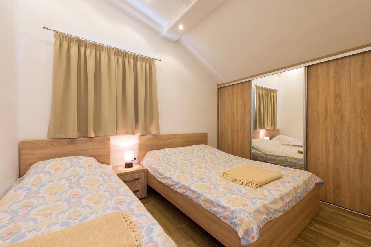 42° North Apartments Tivat Exterior foto